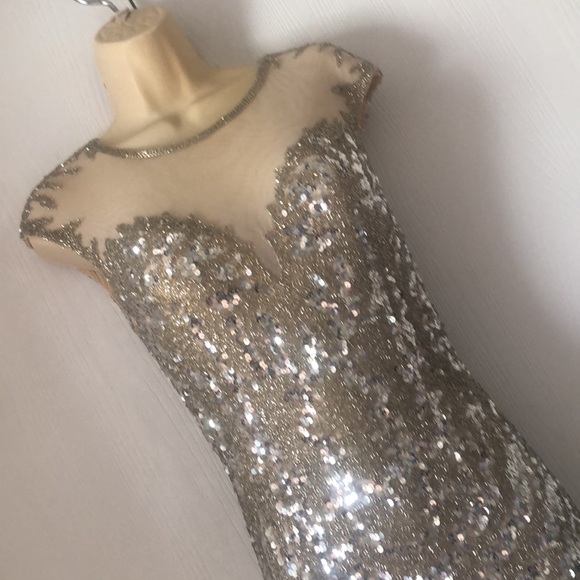 Woman’s Prim Avera homecoming party formal sequin mermaid silver dress - Picture 3 of 13